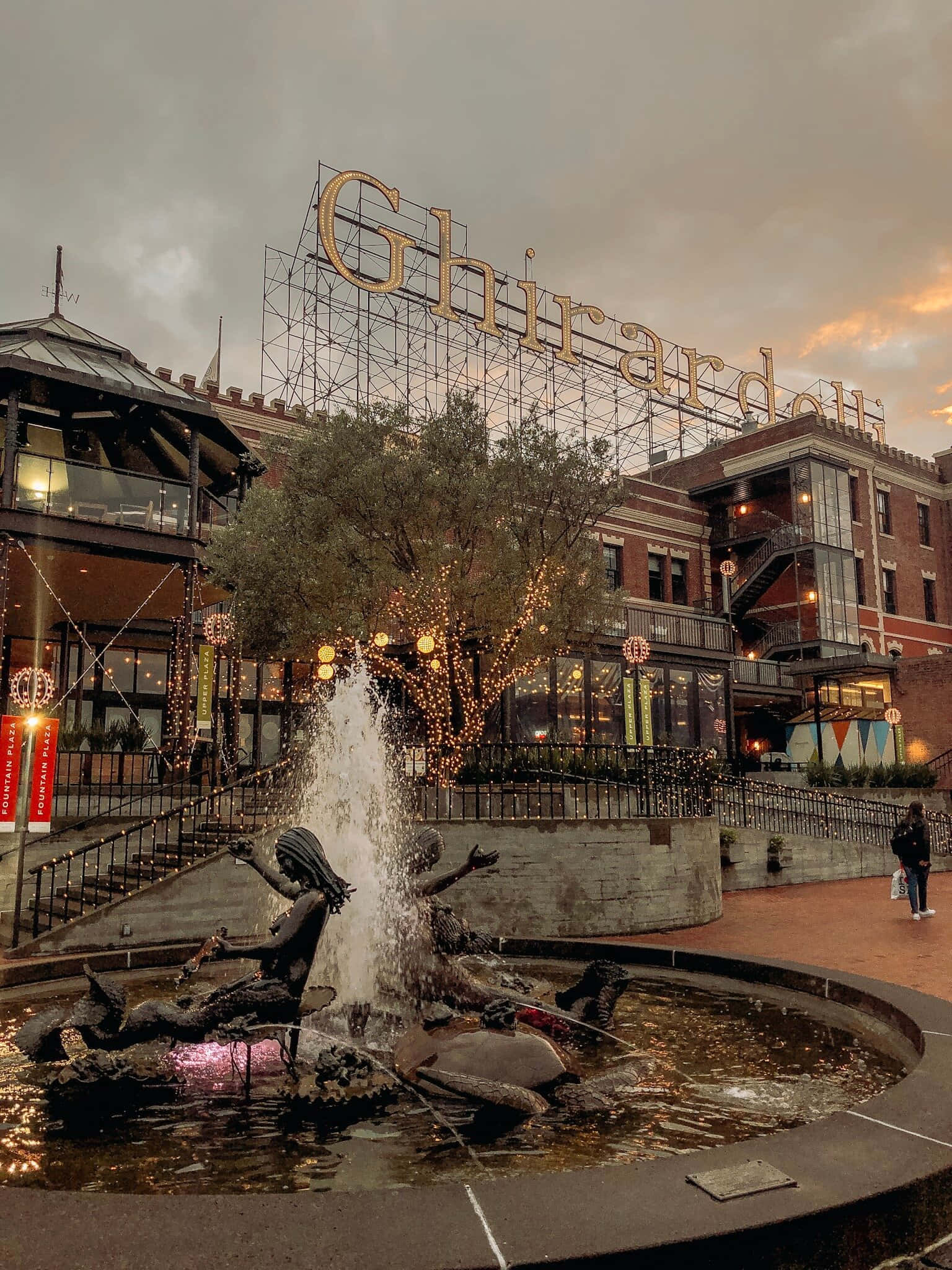Ghiradelli Square, fountain, bronze mermaid statues, Full HD Phone Wallpaper