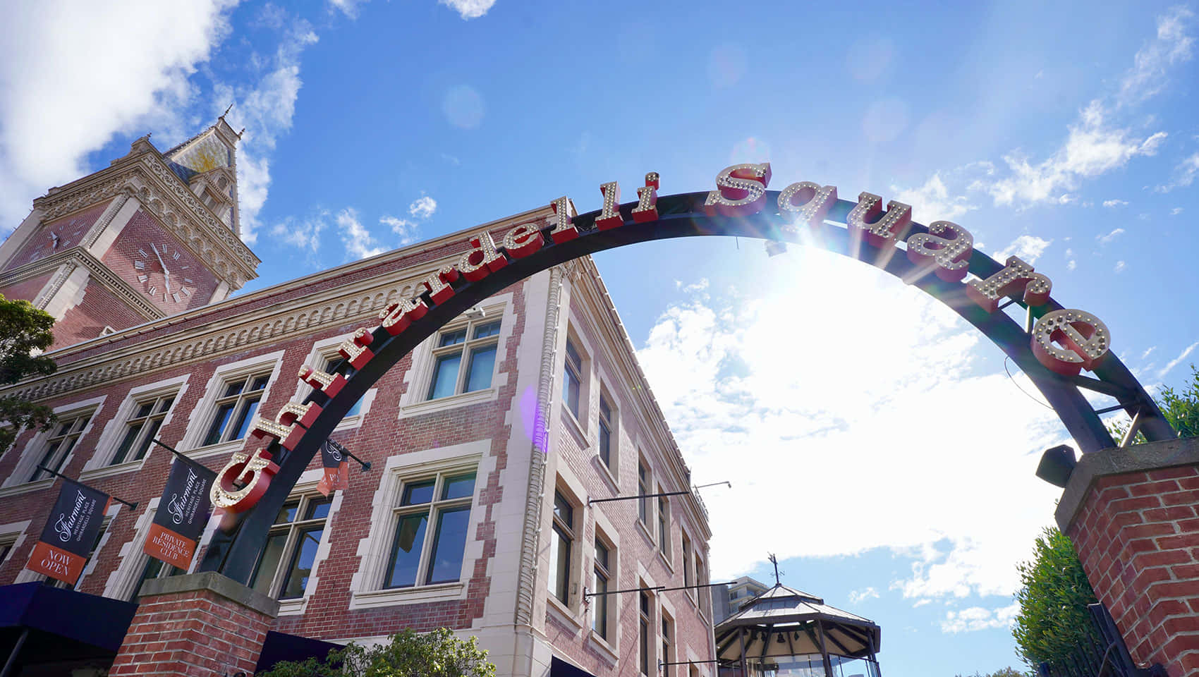 Ghiradelli Square, archway entrance, bright red, HD Desktop Wallpaper
