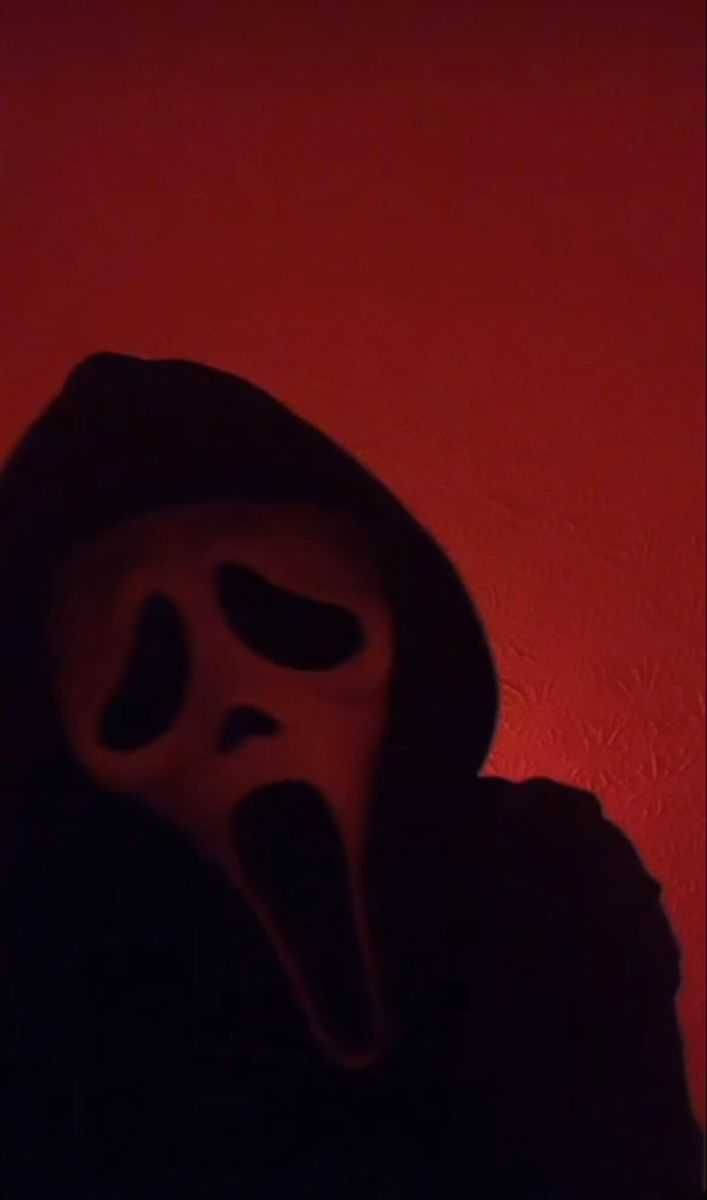 Ghostface, red room, black hooded robe, SD Phone Wallpaper