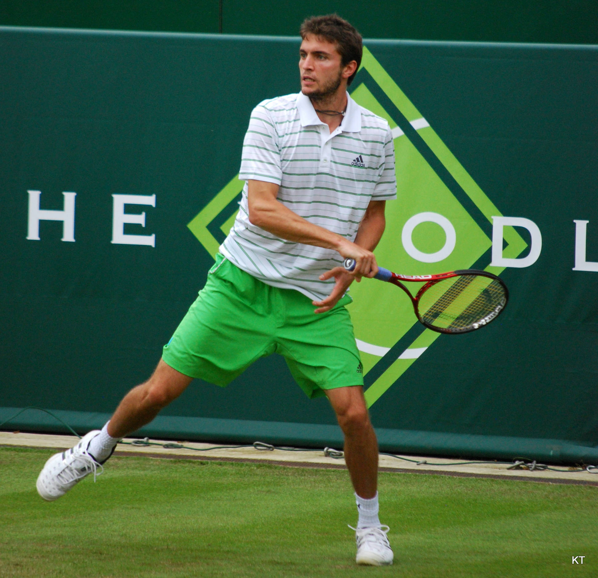Gilles Simon, green shorts, striped shirt, Full HD Desktop Wallpaper