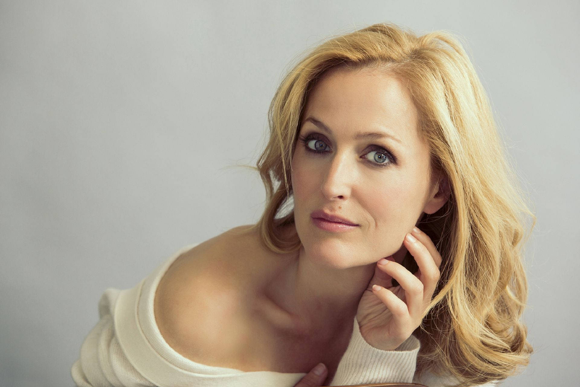 Gillian Anderson, blonde hair, blue eyes, Full HD Desktop Wallpaper
