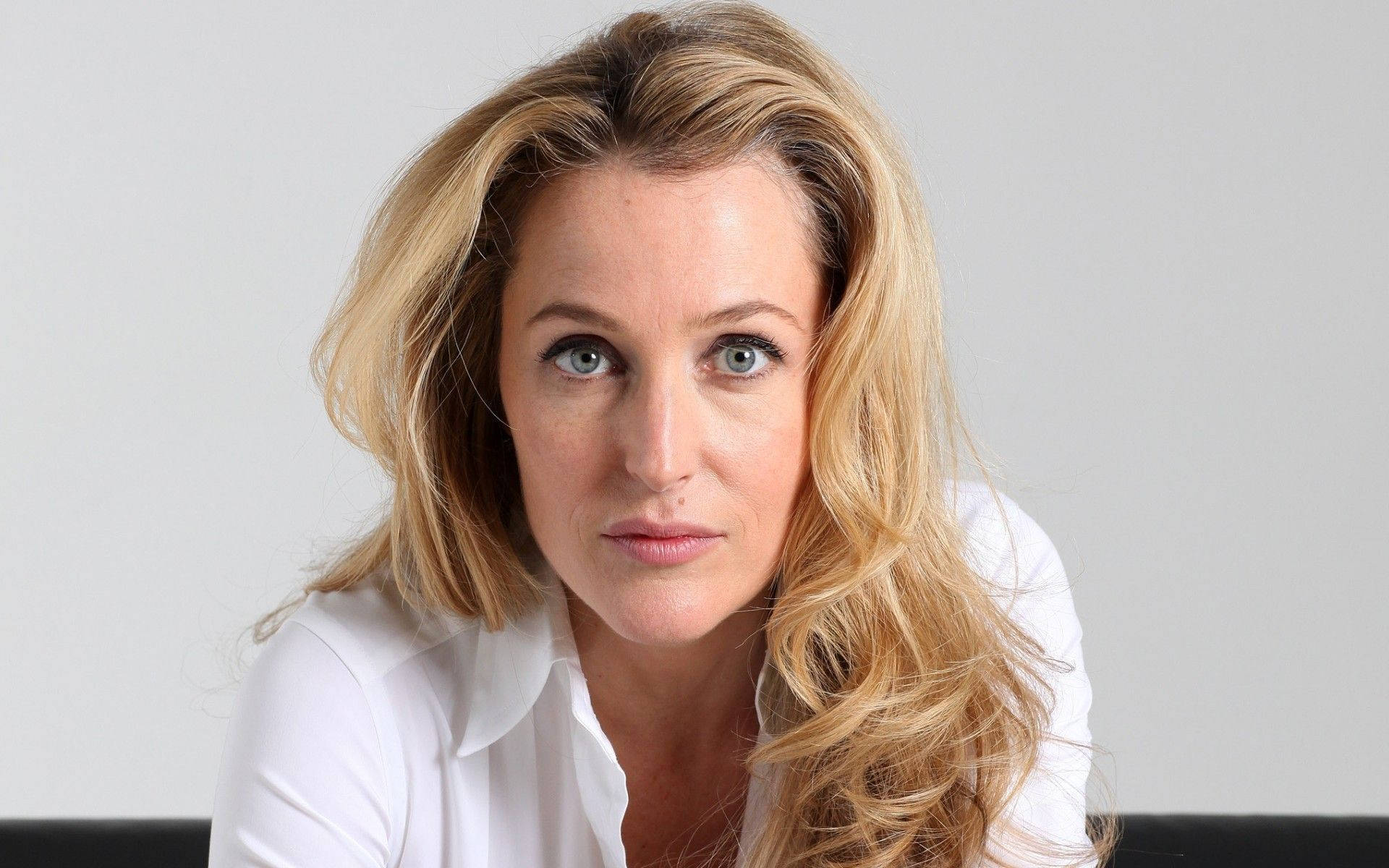 Gillian Anderson, blonde hair, blue eyes, Full HD Desktop Wallpaper