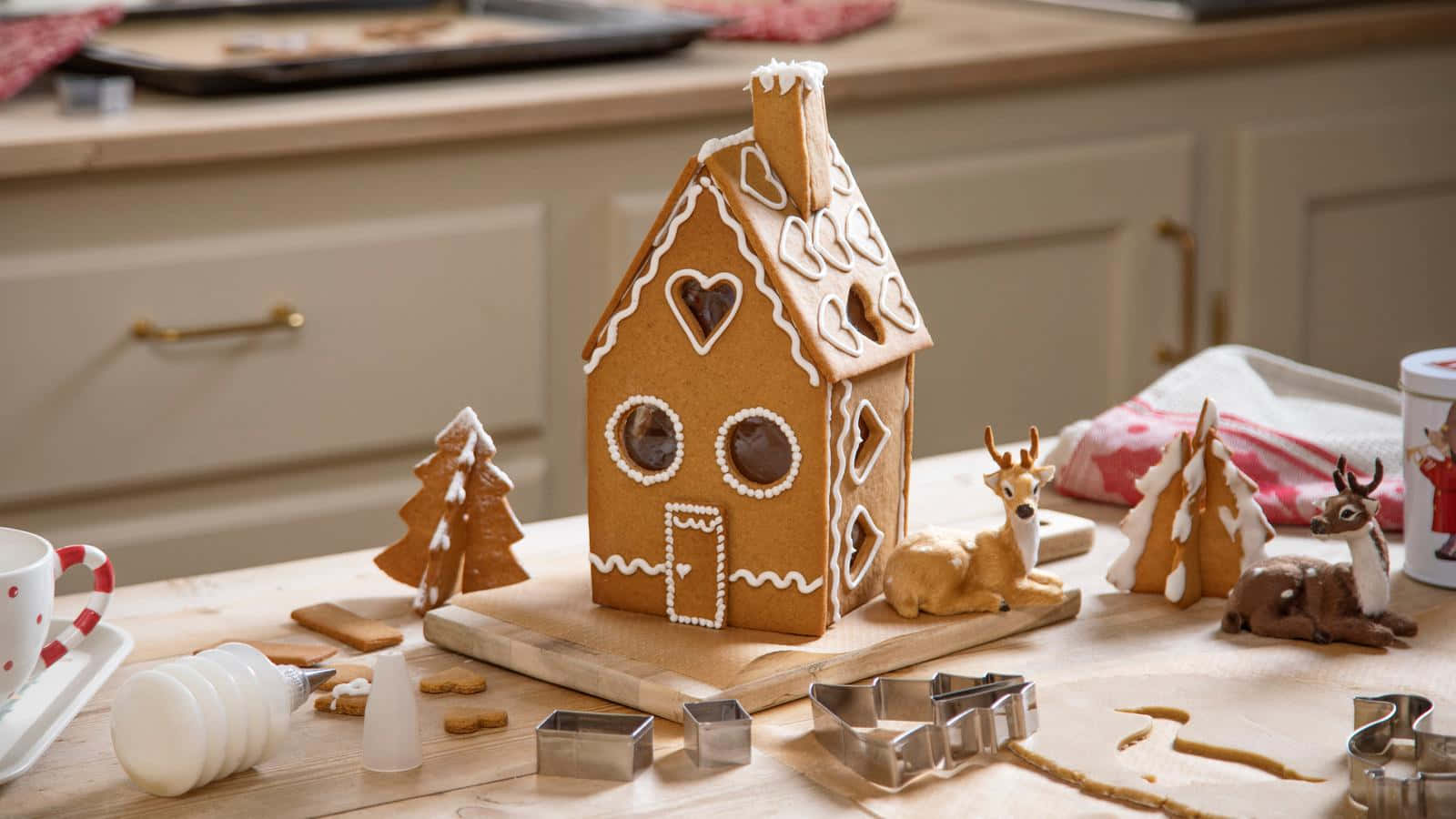 classic gingerbread house, white icing decorations, wooden board, HD Desktop Wallpaper