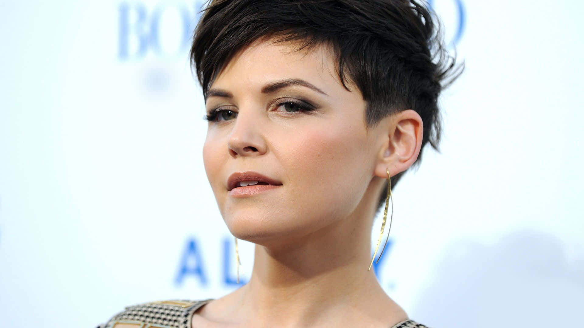 Ginnifer Goodwin, short dark hair, gold hoop earrings, Full HD Desktop Wallpaper