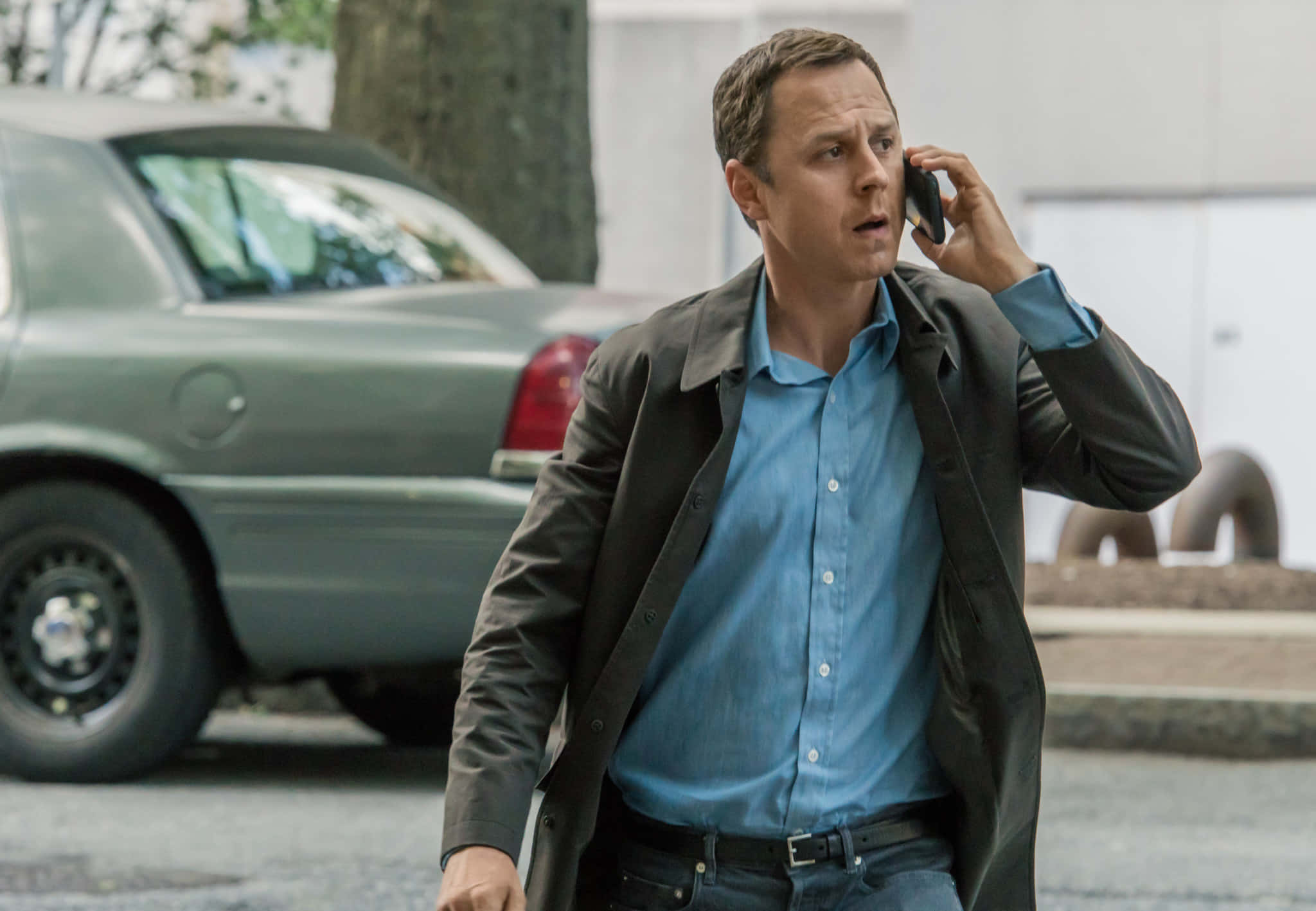 Giovanni Ribisi, blue shirt, dark jacket, Full HD Desktop Wallpaper