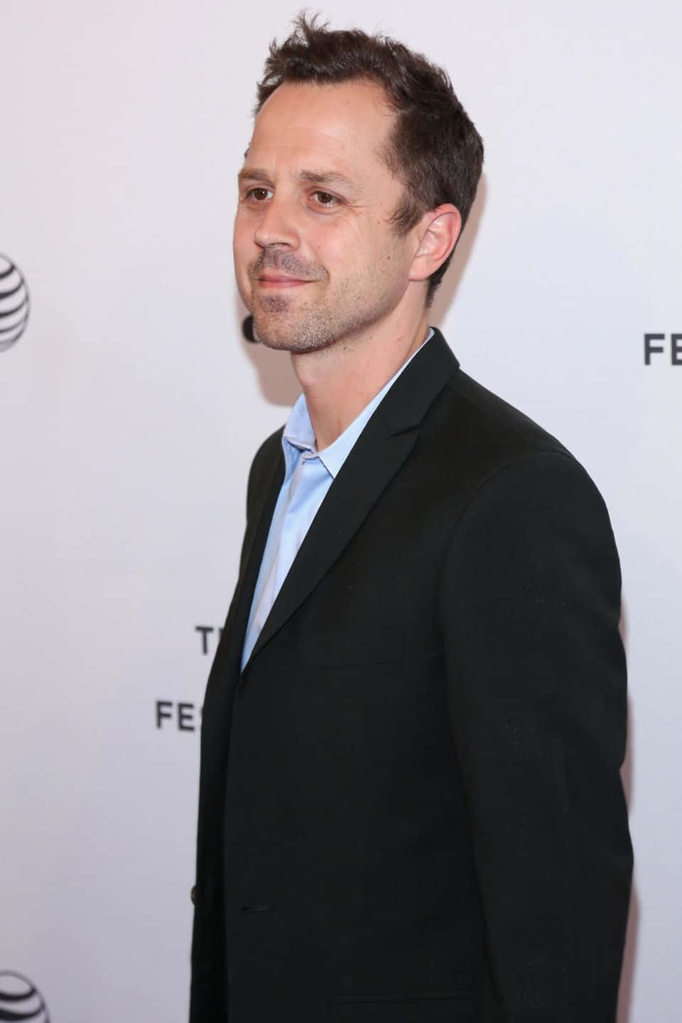 Giovanni Ribisi, black suit, light blue shirt, HD Phone Wallpaper