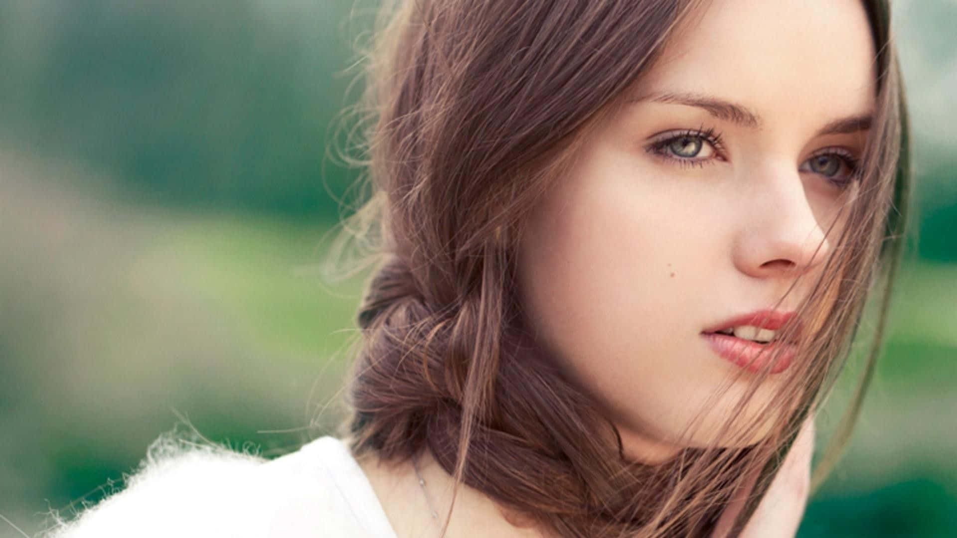 young woman, brown hair, blue eyes, Full HD Desktop Wallpaper