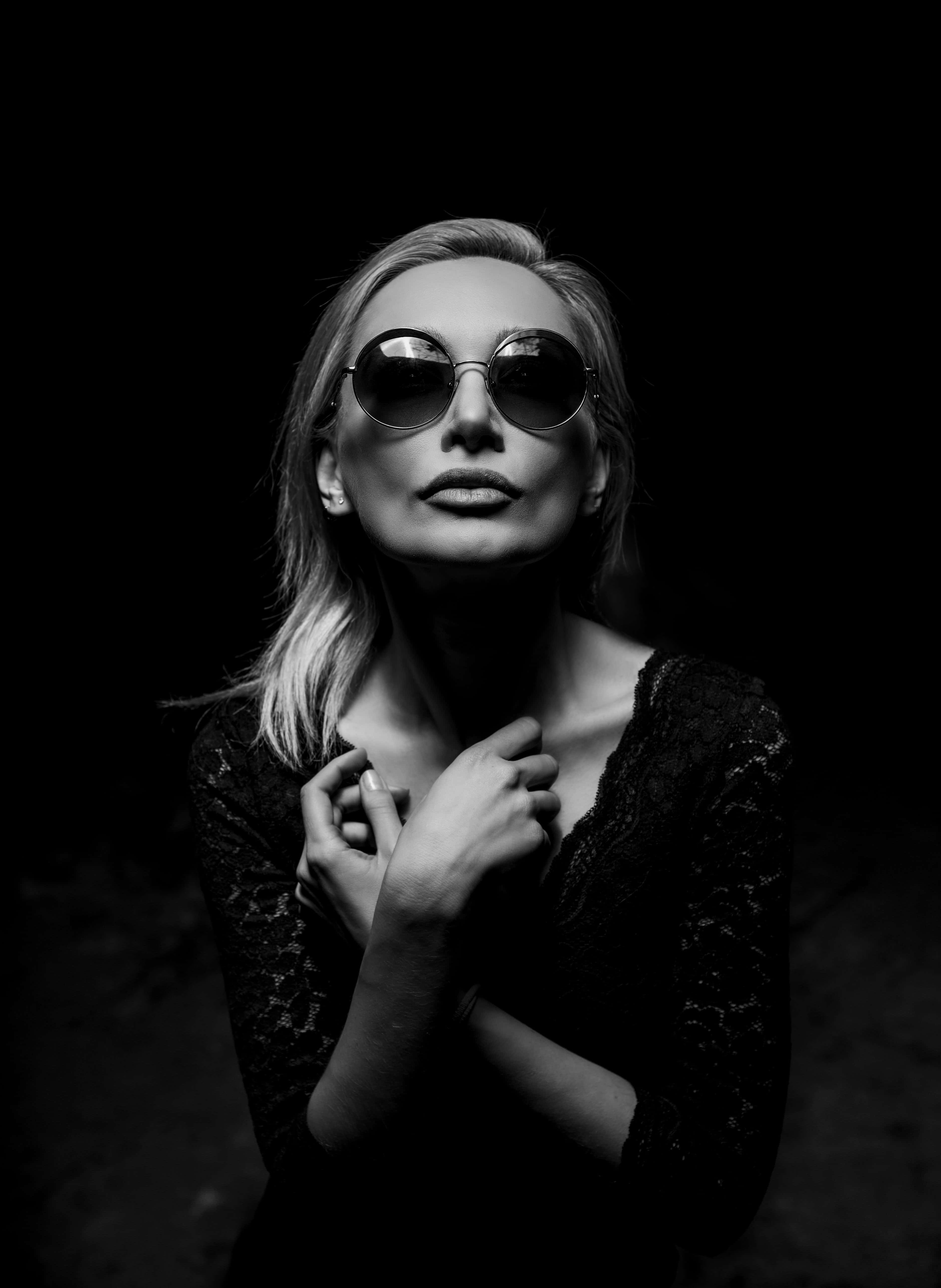 blonde hair, round sunglasses, lace top, 5K Phone Wallpaper