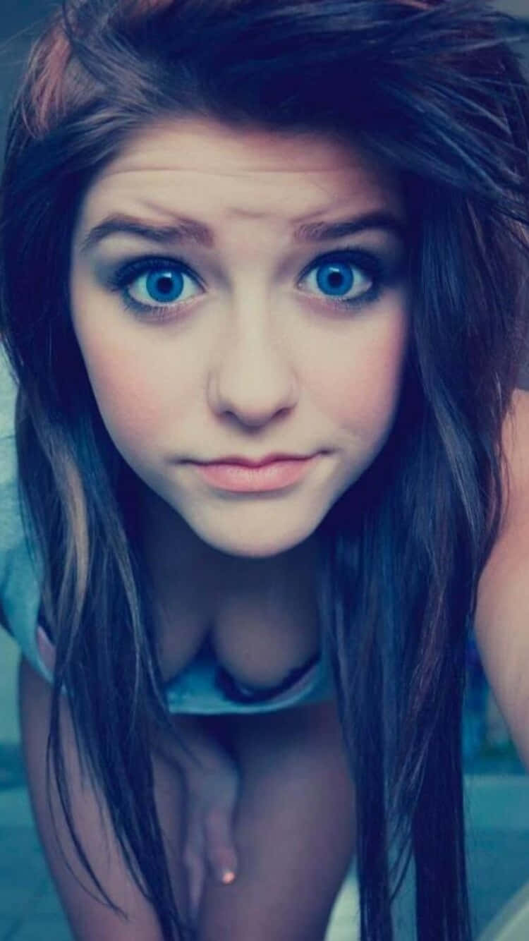 teen girl, close up selfie, 2010s, HD Phone Wallpaper