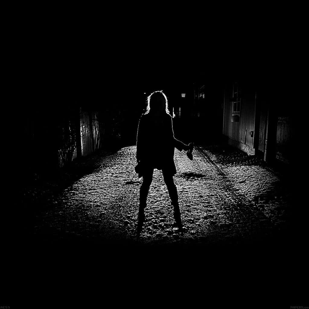 Girl, alley, spotlight, SD Desktop Wallpaper