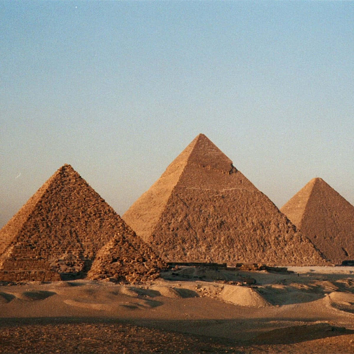 The Pyramids of Giza, rising sun, golden desert sands, SD Desktop Wallpaper
