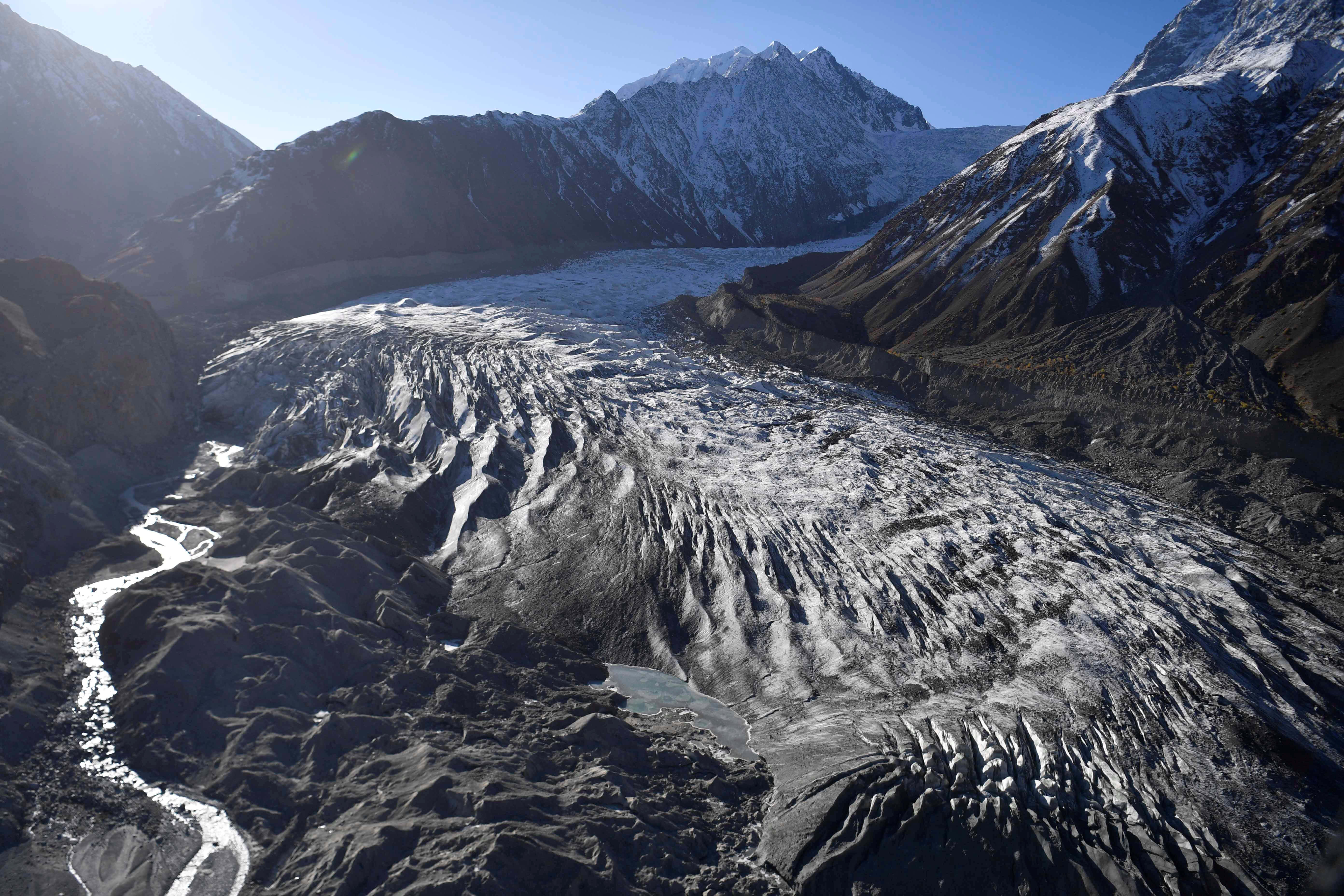 majestic mountain glacier landscape, aerial view, massive glacier, 5K Desktop Wallpaper