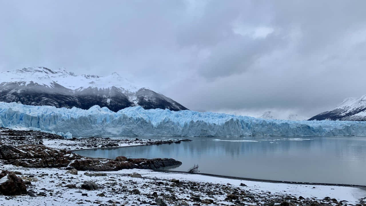 majestic glacier landscape, blue glacier, gray lake, HD Desktop Wallpaper