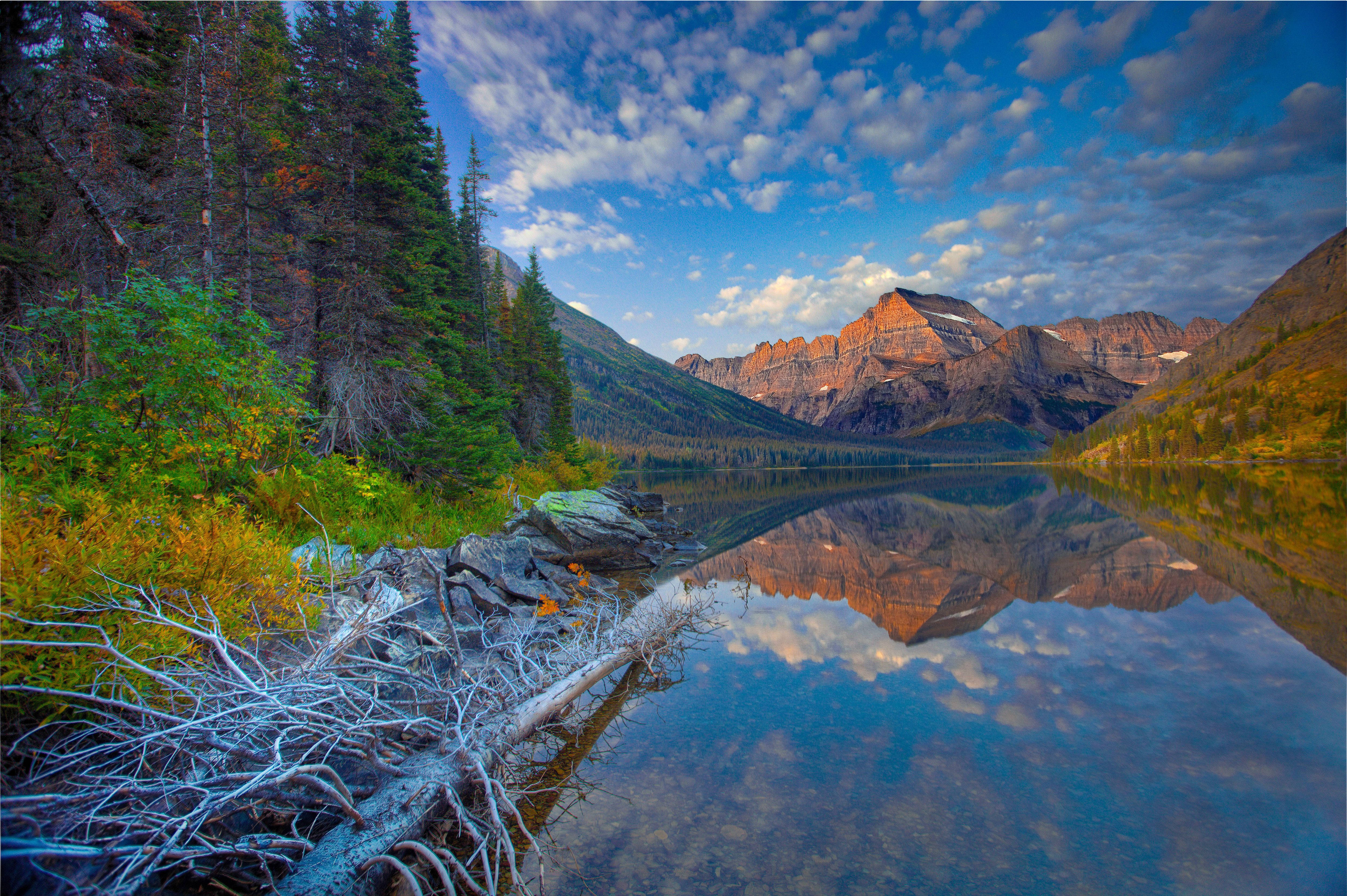 Glacier National Park, mountain lake, jagged peaks, 4K Desktop Wallpaper