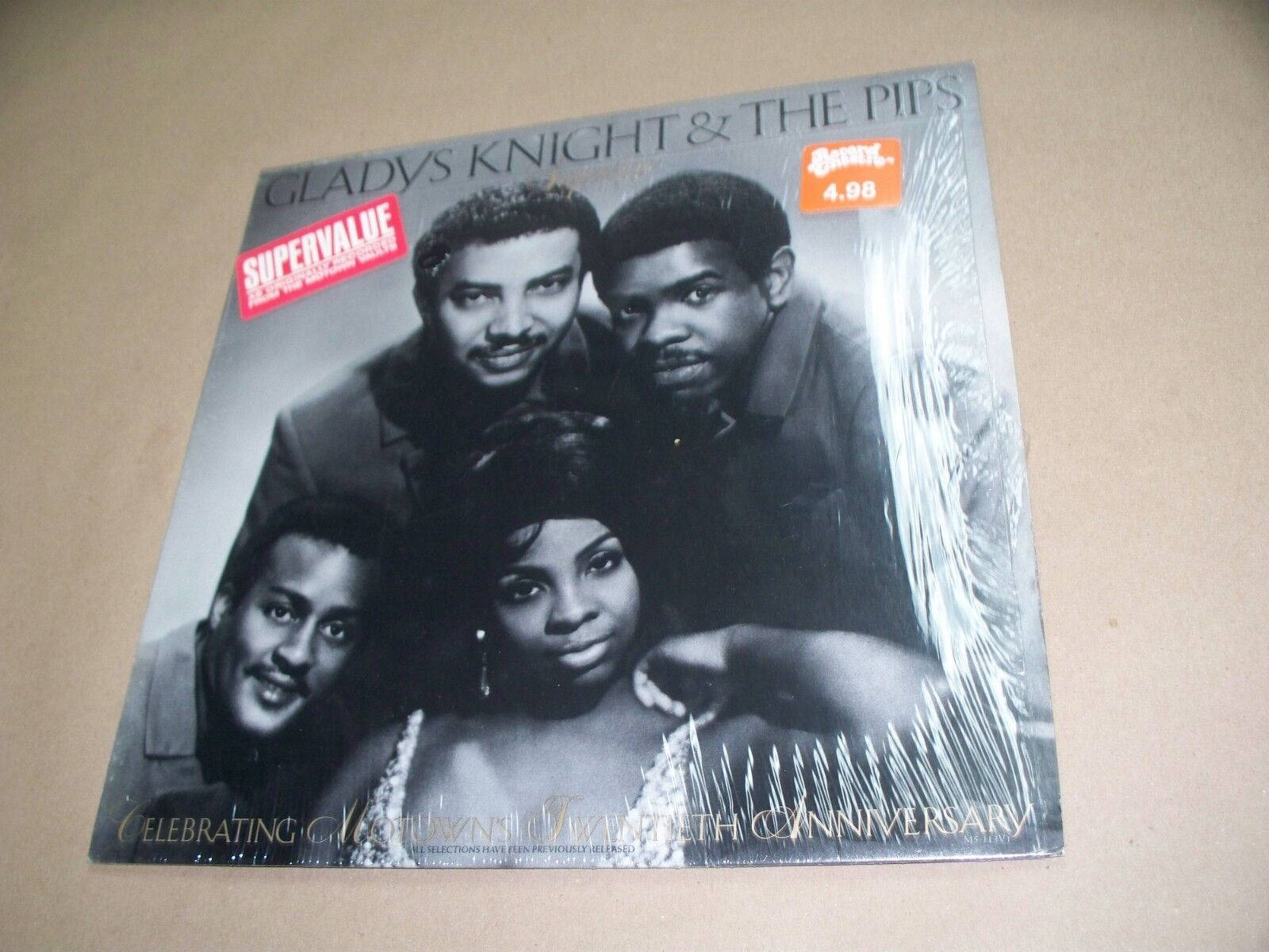 Gladys Knight And The Pips, vinyl album cover, black and white, HD Desktop Wallpaper
