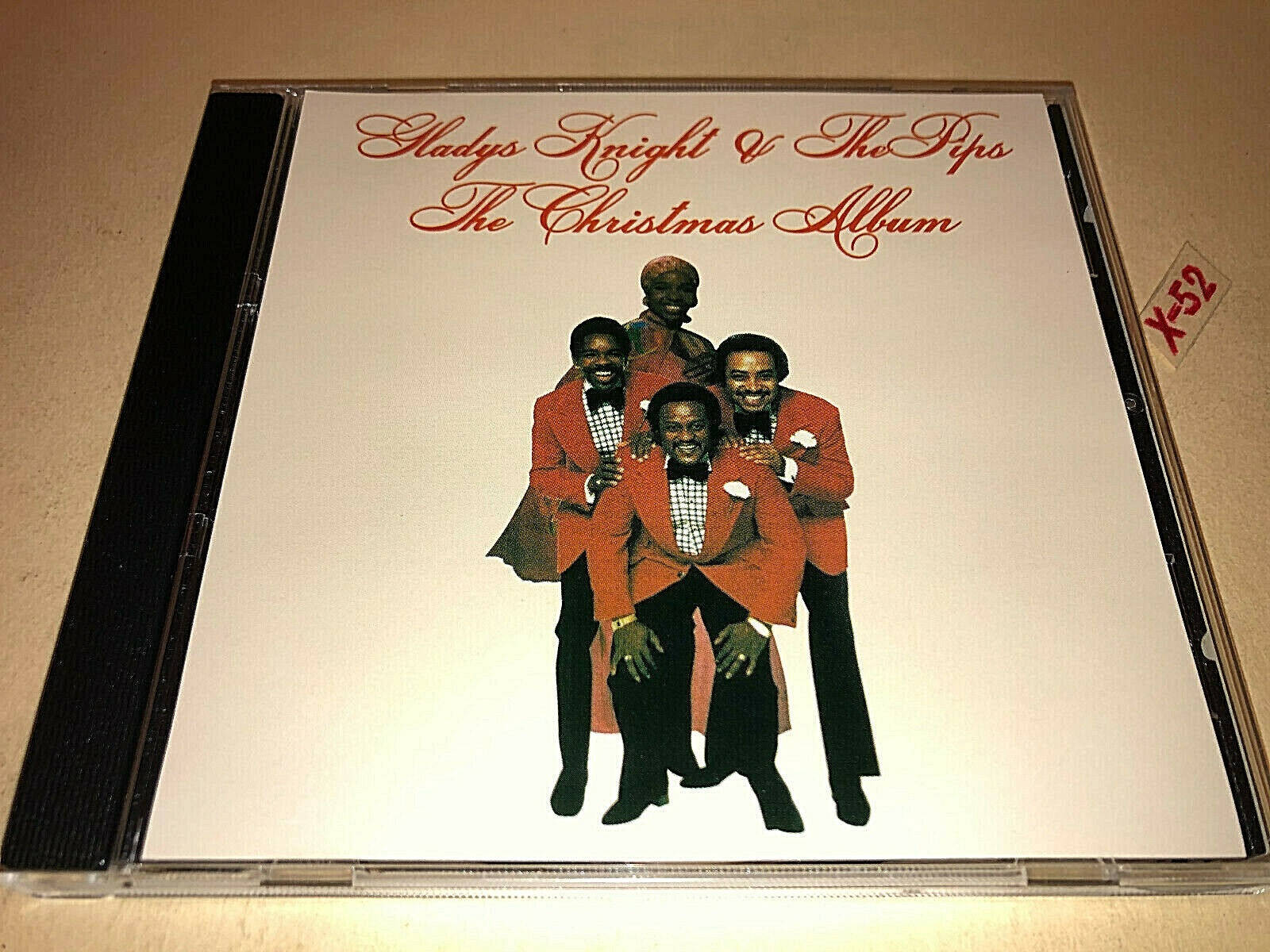 Gladys Knight and The Pips, red tuxedos, white Christmas album cover, HD Desktop Wallpaper