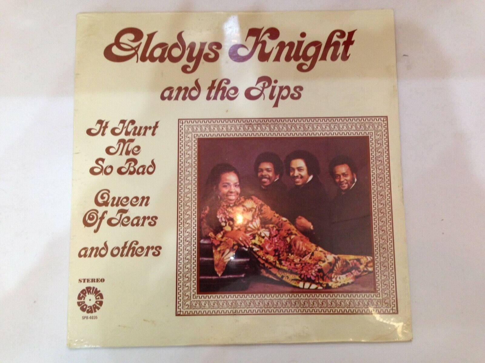 Gladys Knight And The Pips, vinyl record, ornate border, HD Desktop Wallpaper