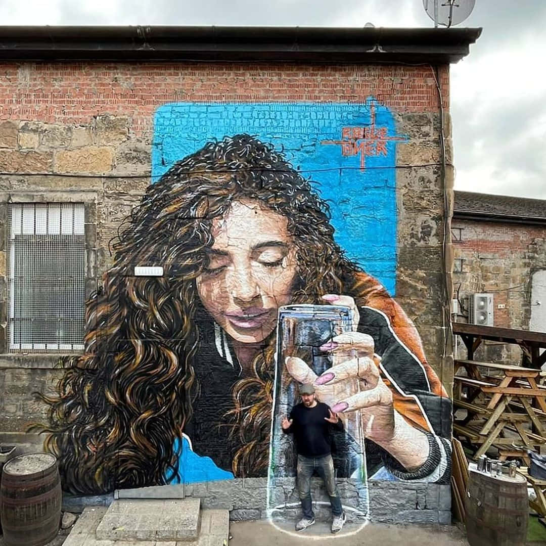 Glasgow, mural, giant glass, SD Desktop Wallpaper