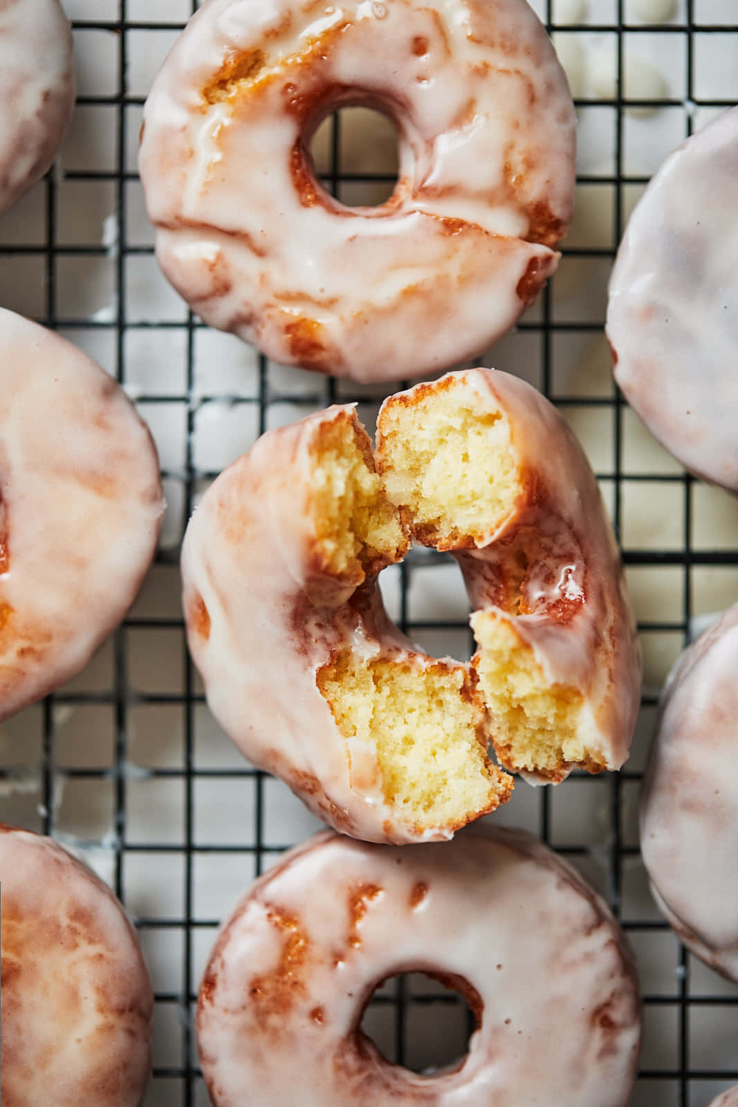 glazed donut, cooling rack, golden crumb, HD Phone Wallpaper