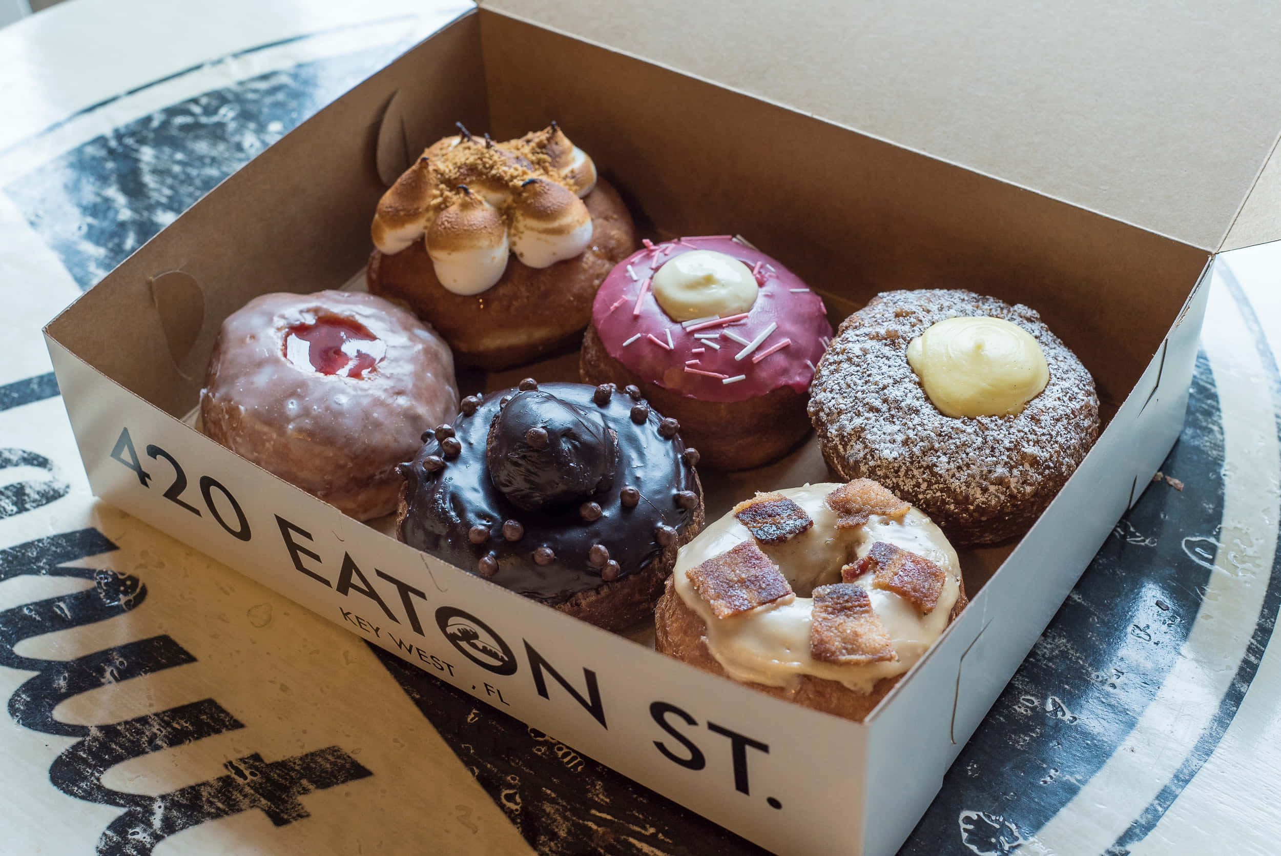 glazed donut, gourmet donuts, assorted, Full HD Desktop Wallpaper