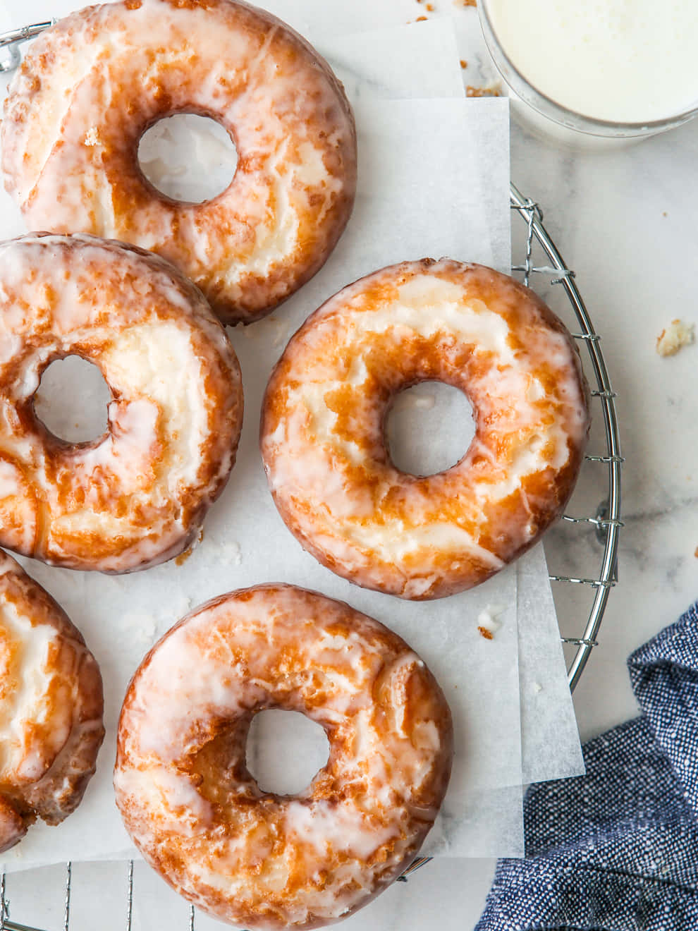 glazed donut, golden-brown crusts, wire rack, HD Phone Wallpaper