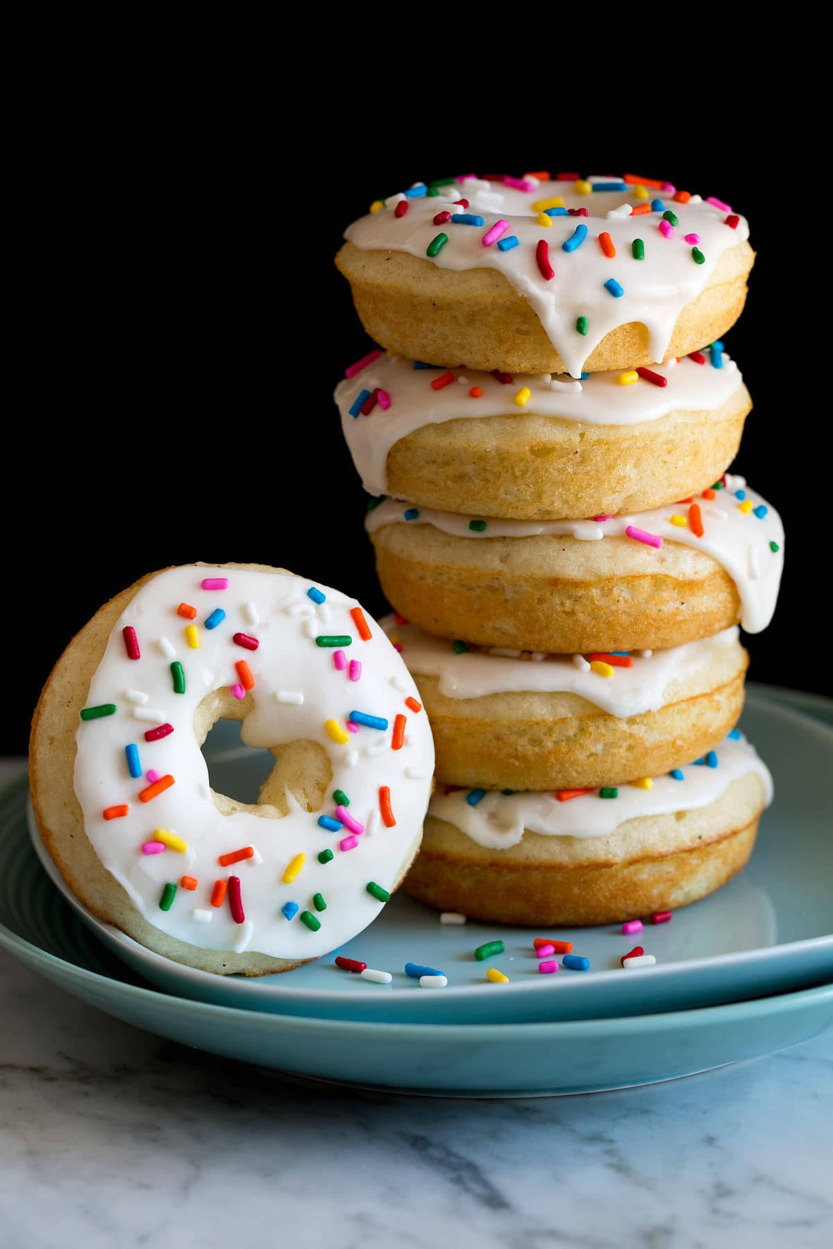 white donuts, colorful sprinkles, teal plate, HD Phone Wallpaper