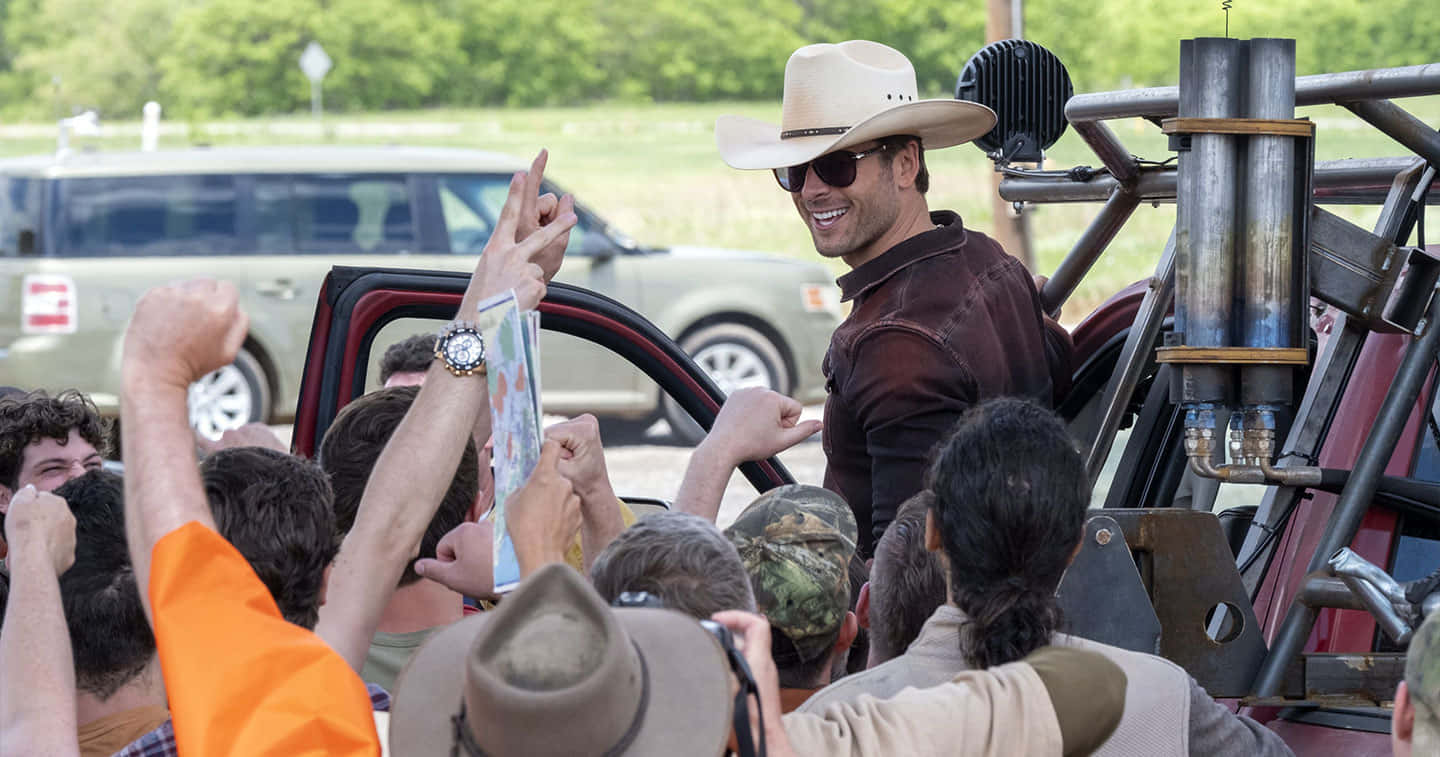 Glen Powell, cowboy hat, sunglasses, HD Desktop Wallpaper