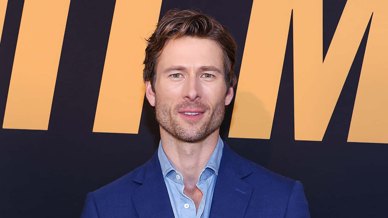 Glen Powell, blue suit jacket, light blue shirt, HD Desktop Wallpaper