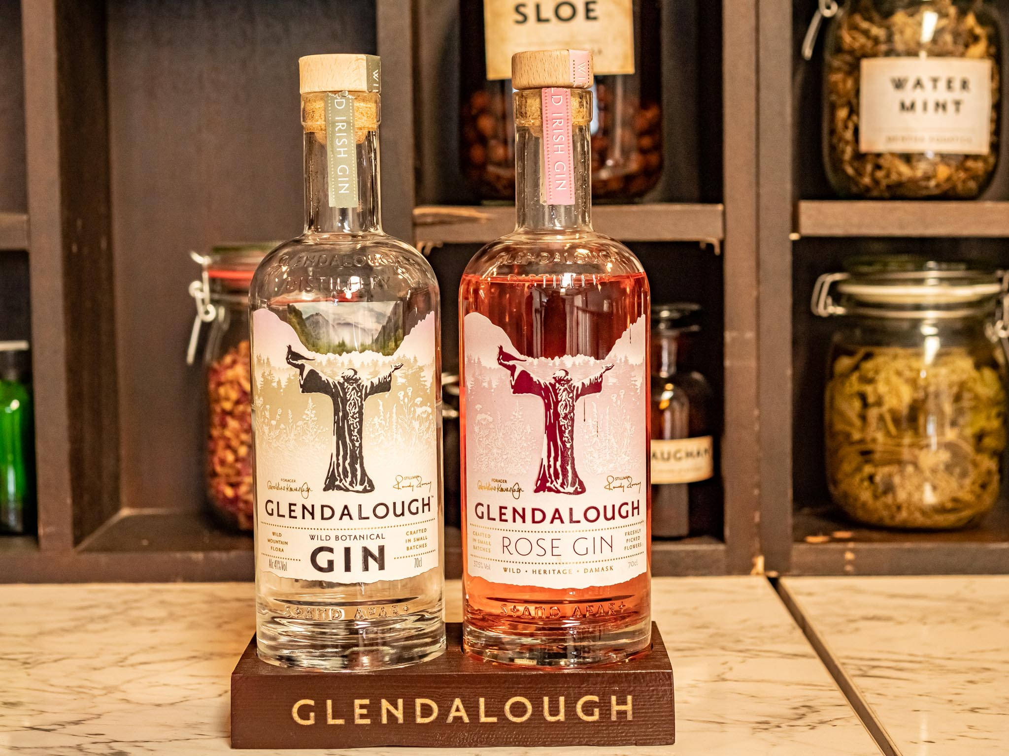 Glendalough, gin, rose colored, Full HD Desktop Wallpaper