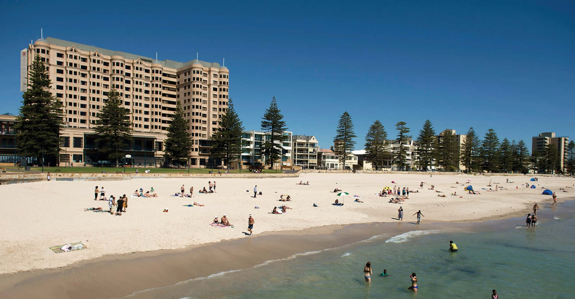 Glenelg, beachfront hotel, crowd, Full HD Desktop Wallpaper