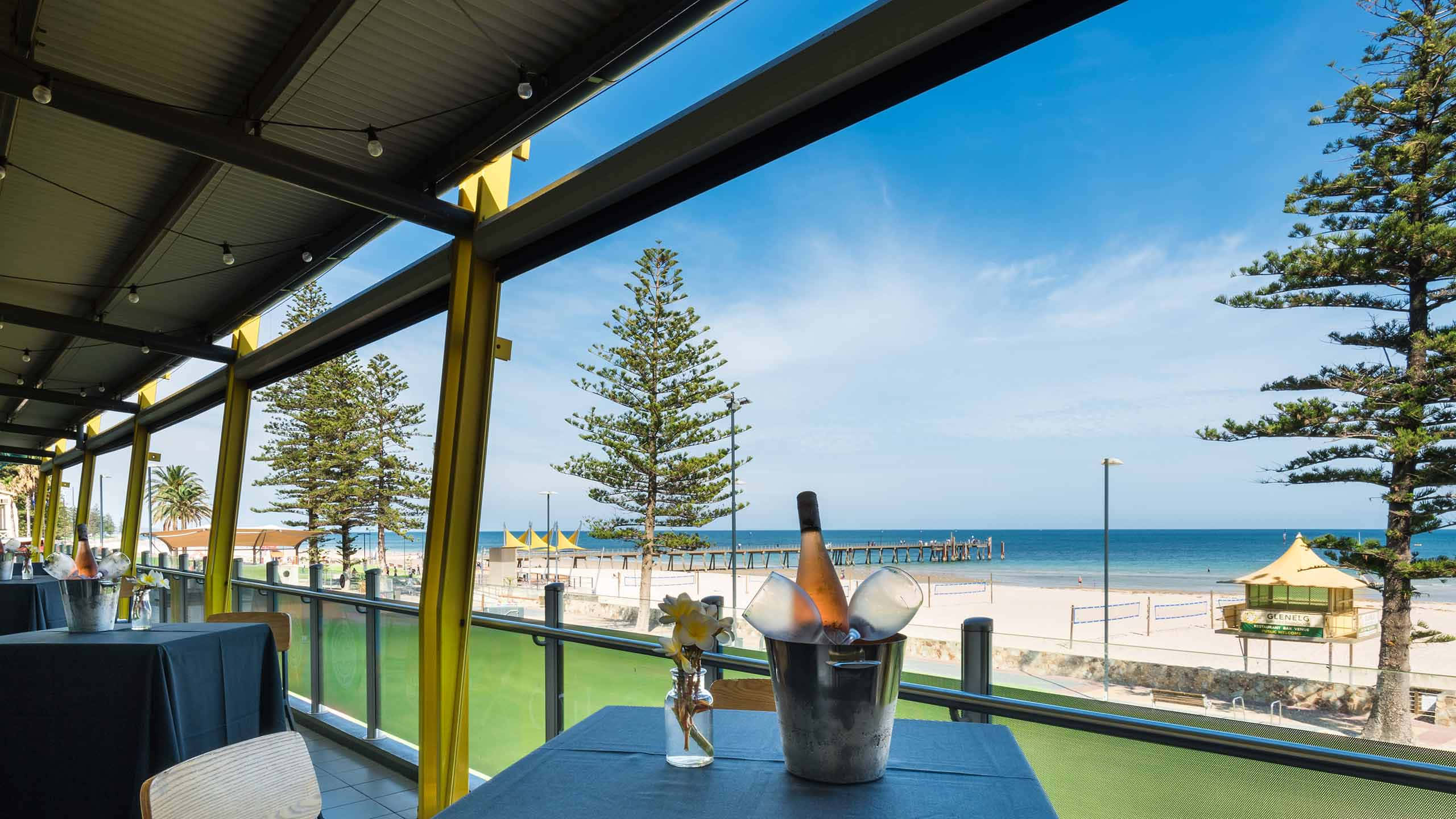 Glenelg, beachfront dining experience, champagne bottle, 2K Desktop Wallpaper
