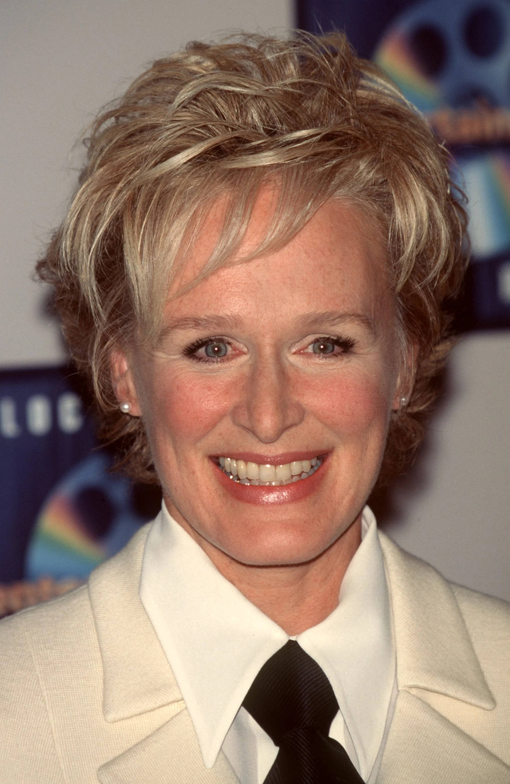Glenn Close, white suit, cream suit, 2K Phone Wallpaper