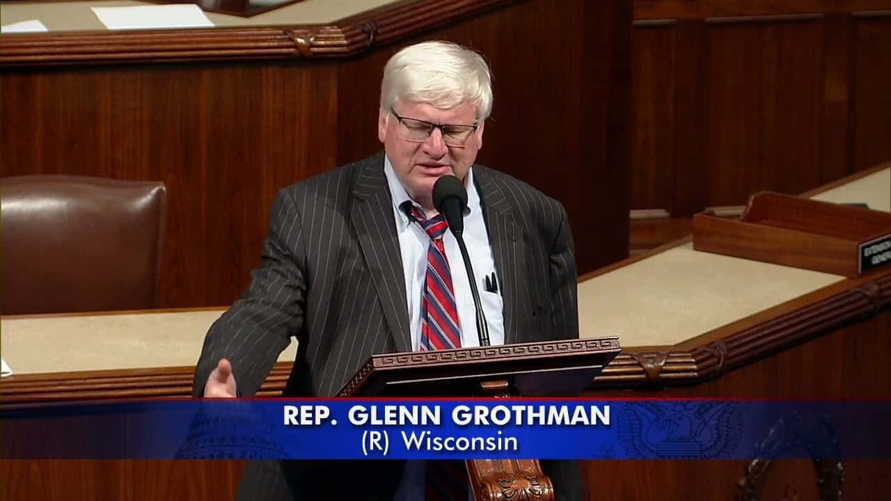 Glenn Grothman, wooden podium, formal legislative chamber, HD Desktop Wallpaper