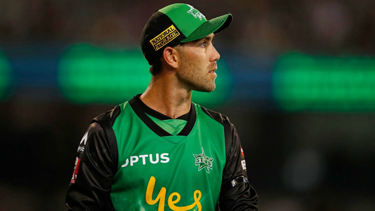 Glenn Maxwell, green and black uniform, night match, HD Desktop Wallpaper