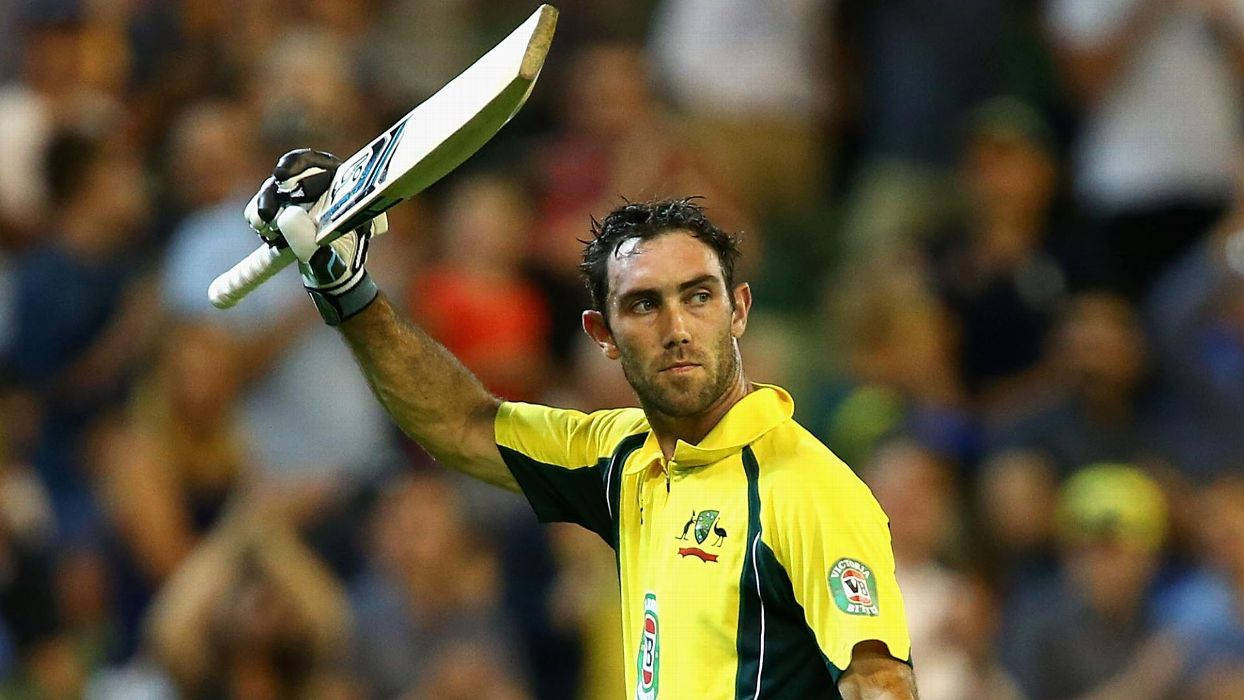 Glenn Maxwell, yellow jersey, bat, SD Desktop Wallpaper