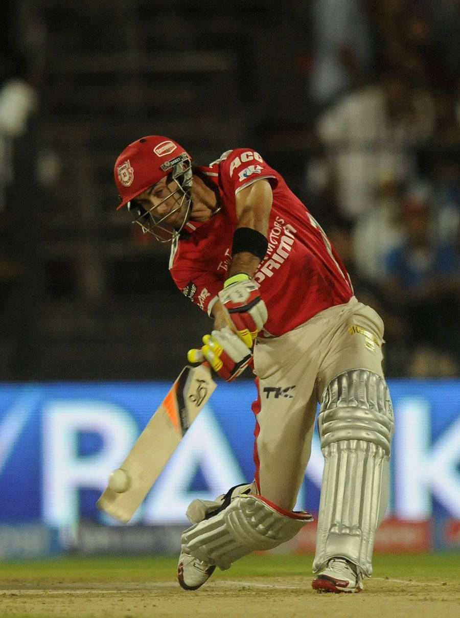 Glenn Maxwell, cricket batsman, red gear, SD Phone Wallpaper