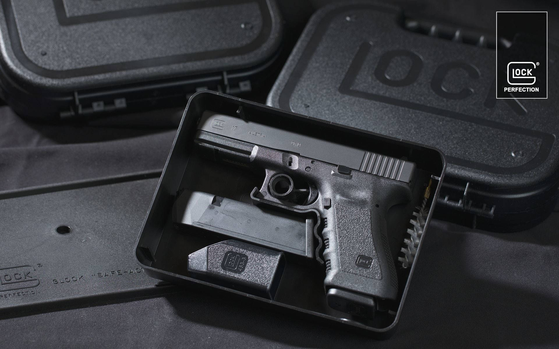 Glock 17, semi-automatic, black, Full HD Desktop Wallpaper
