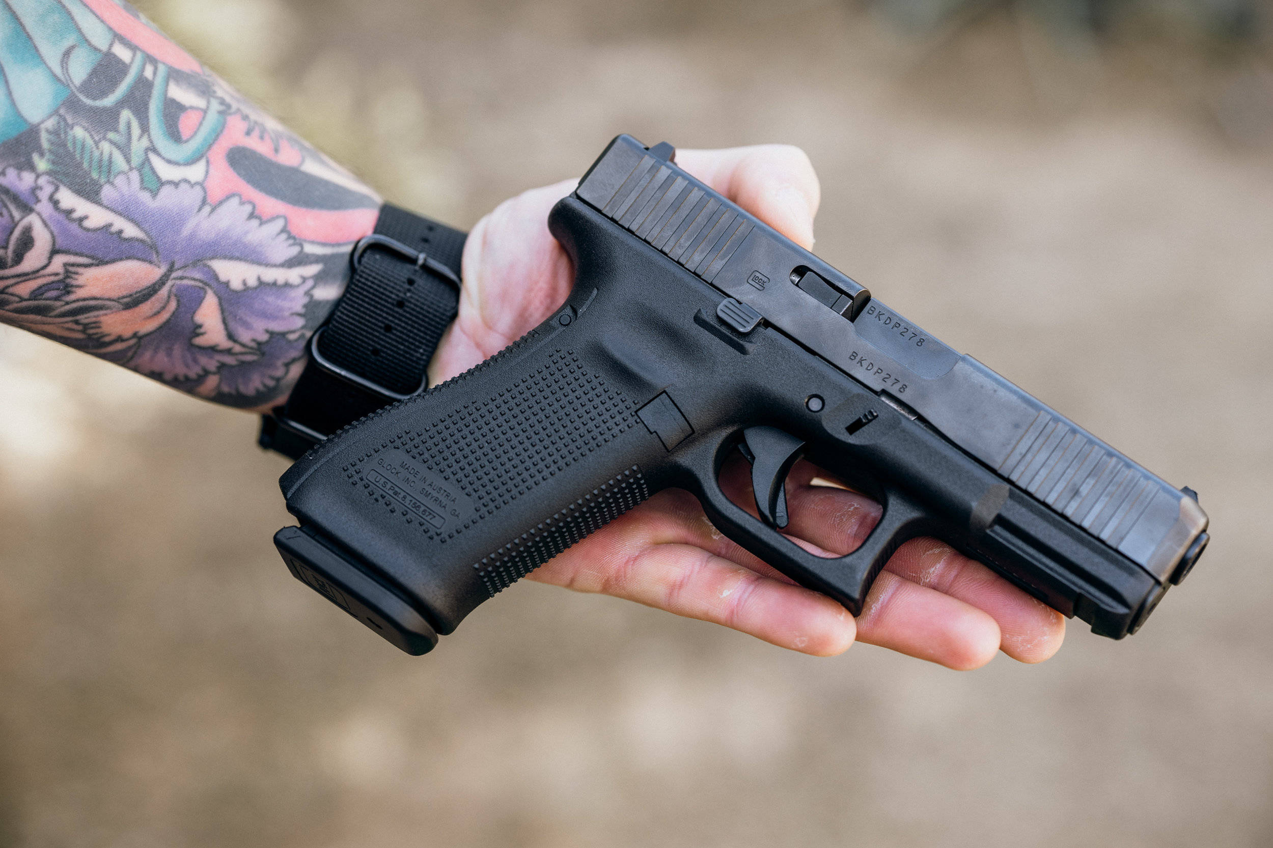 Glock 45, black, semi-automatic pistol, Full HD Desktop Wallpaper
