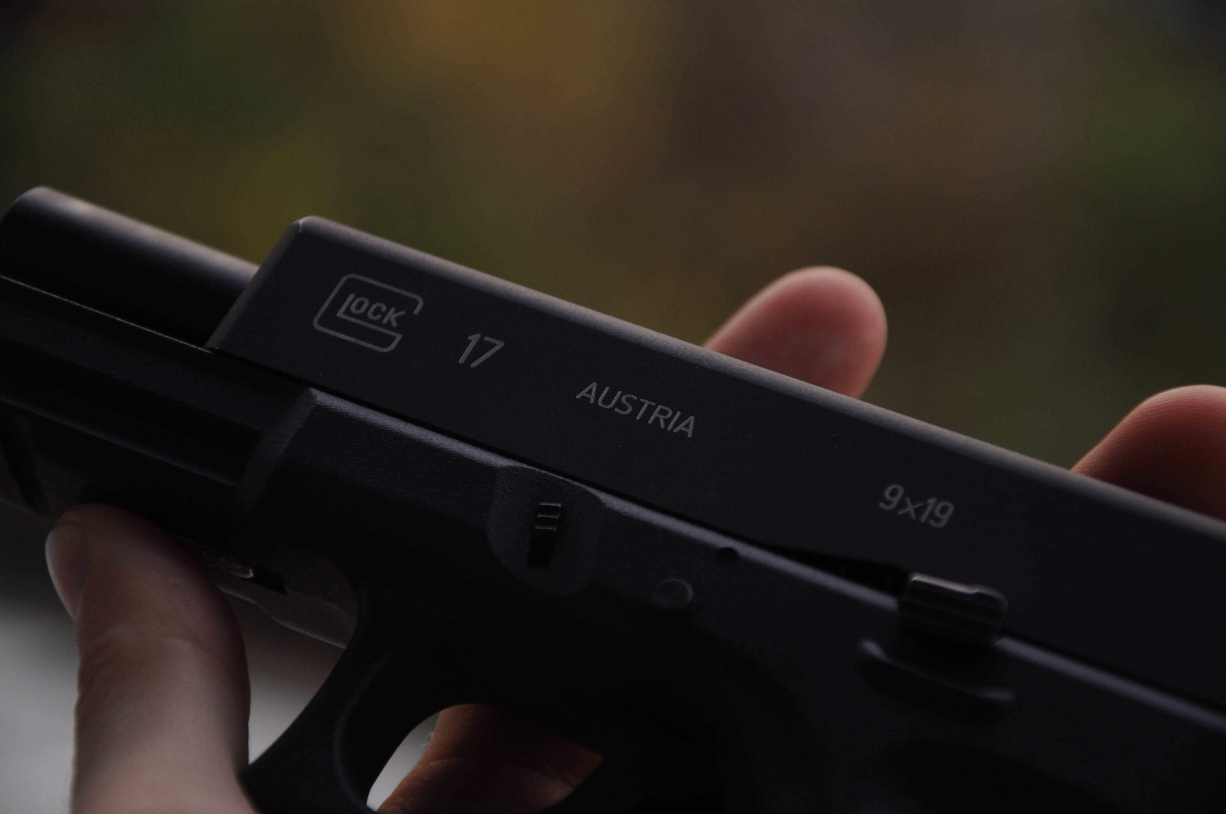 Austrian, Glock 17, black, 4K Desktop Wallpaper