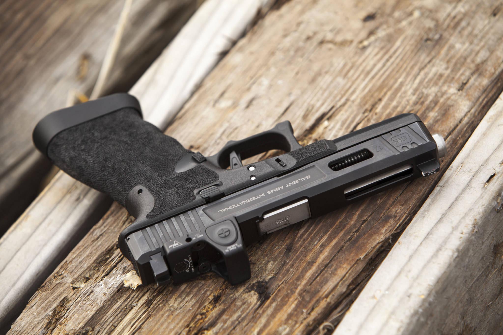 Glock 17, silver muzzle, black, Full HD Desktop Wallpaper
