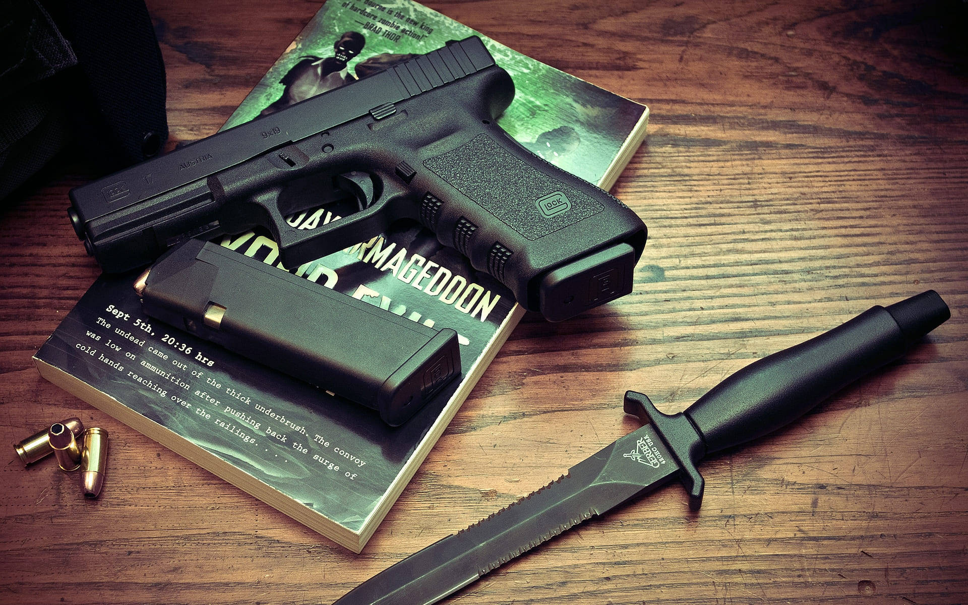 Glock, black handgun, knife, Full HD Desktop Wallpaper