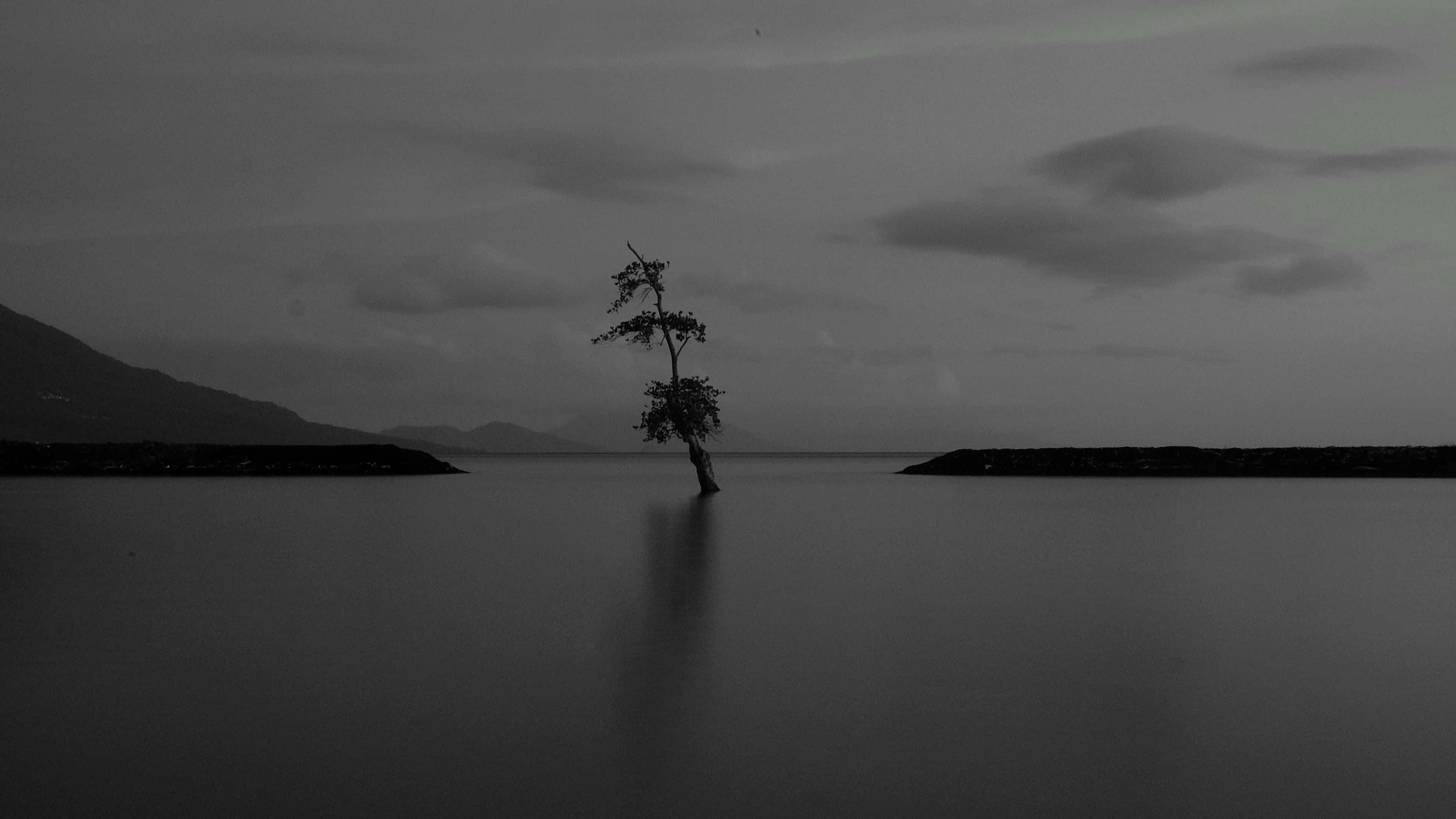 Grey Sky, Gloomy Day, calm water, 4K Desktop Wallpaper
