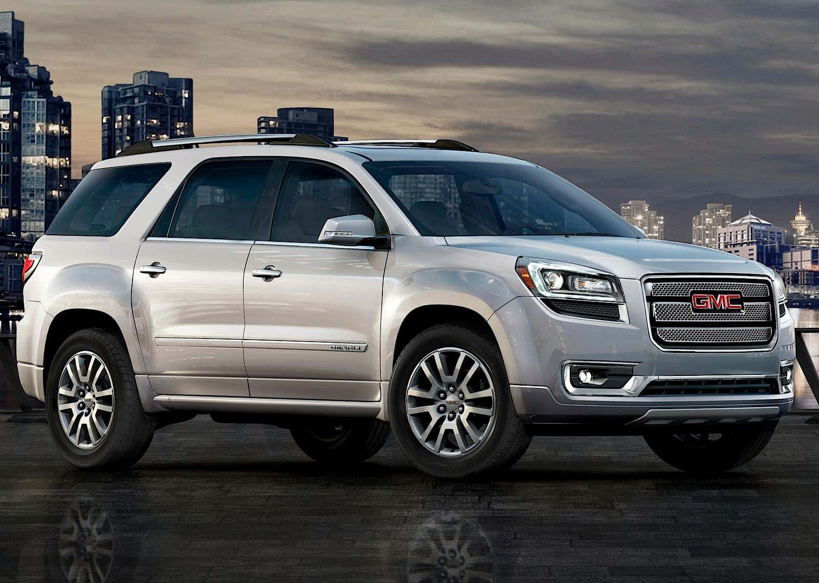 GMC Acadia, silver, wet urban rooftop, HD Desktop Wallpaper