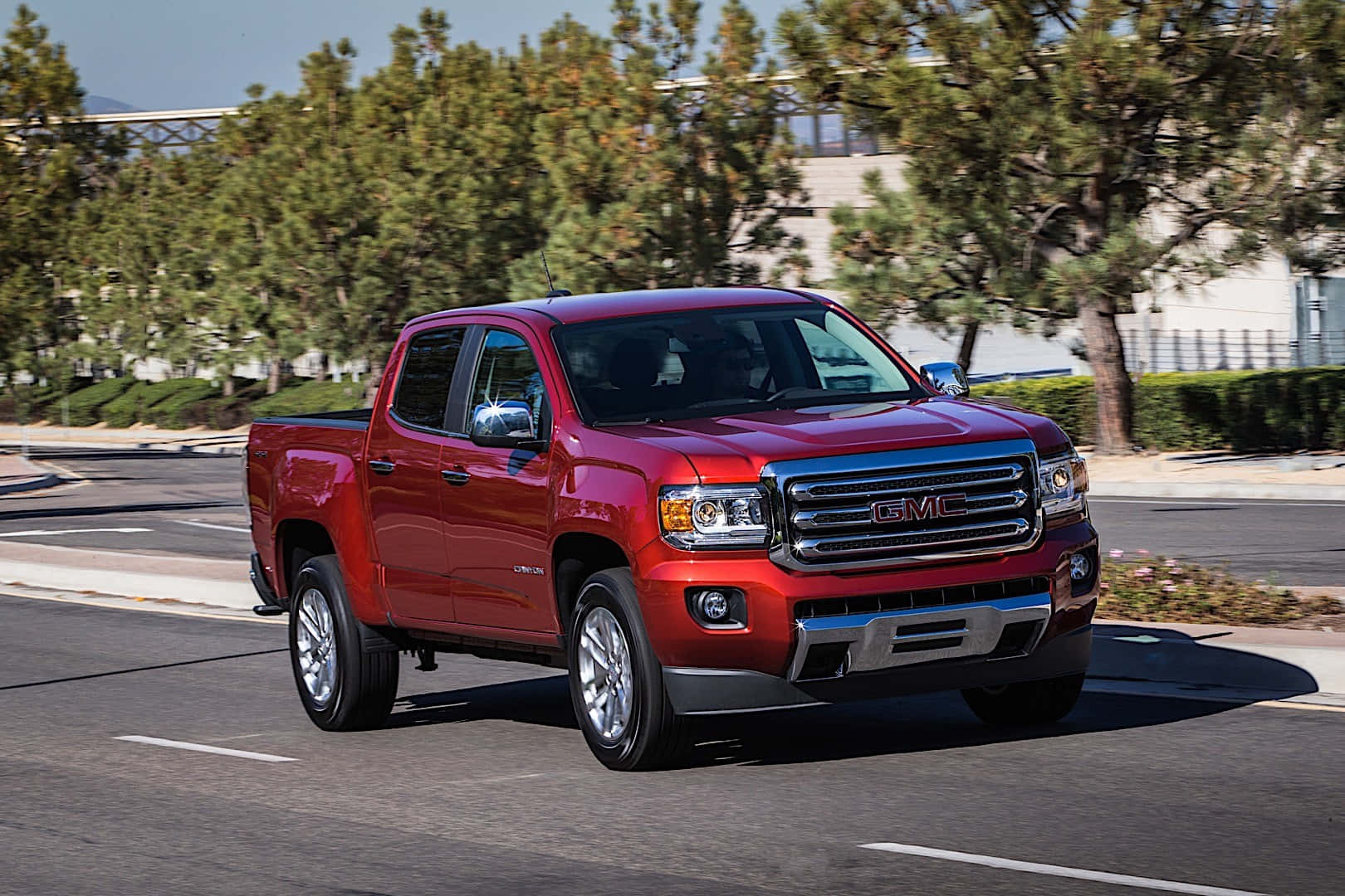 GMC Canyon, glossy red, sunlit road, HD Desktop Wallpaper