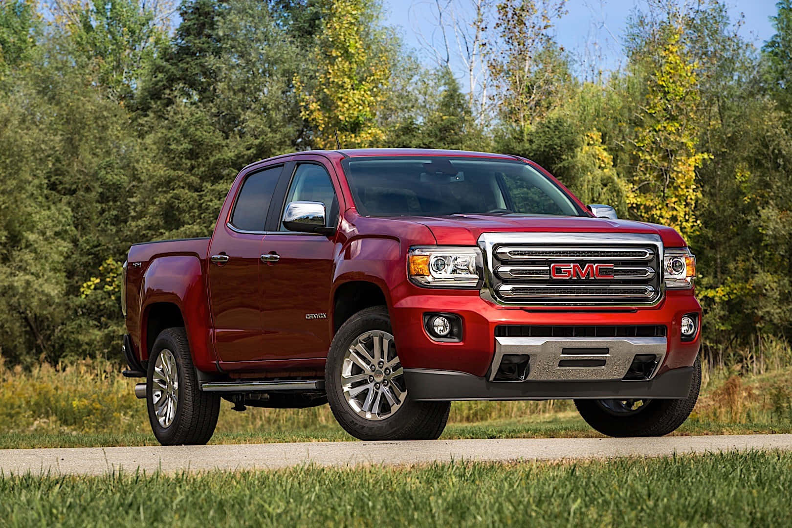 GMC Canyon, glossy red, paved road, HD Desktop Wallpaper