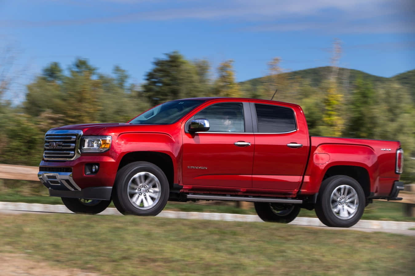 GMC Canyon, vibrant red, roadside, HD Desktop Wallpaper