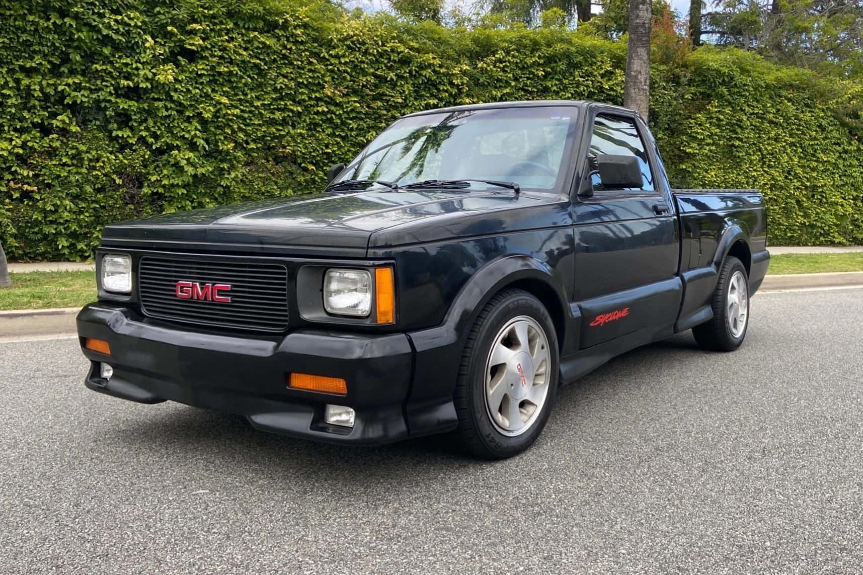 GMC Syclone, black, asphalt, HD Desktop Wallpaper