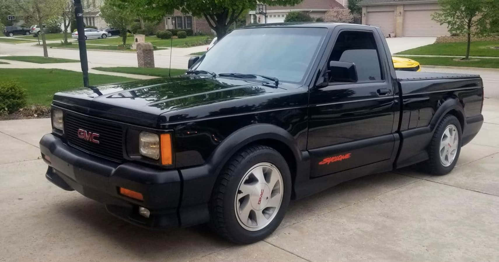 GMC Syclone, glossy black, concrete driveway, HD Desktop Wallpaper