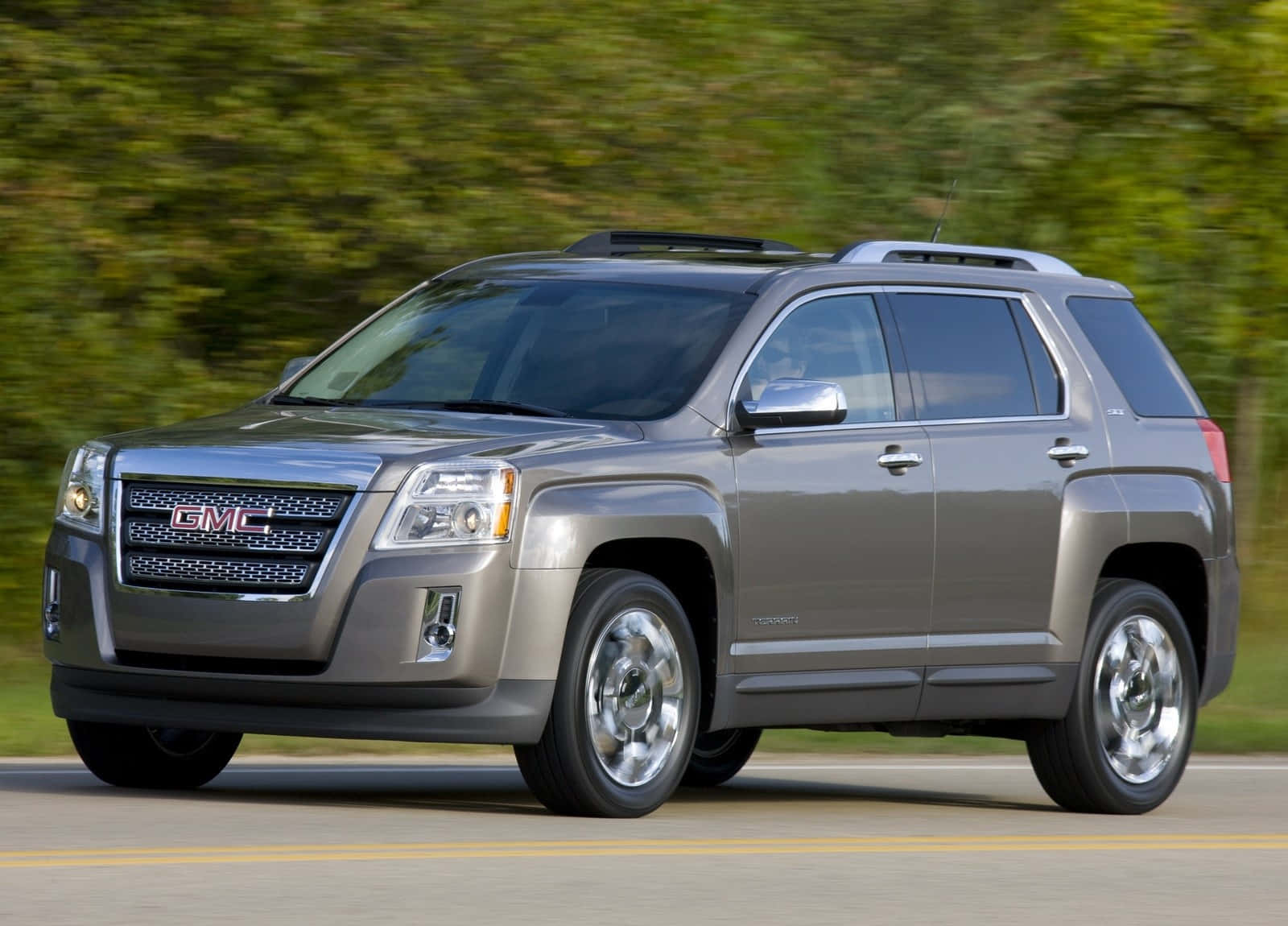 GMC Terrain, sleek silver, sunlit road, HD Desktop Wallpaper