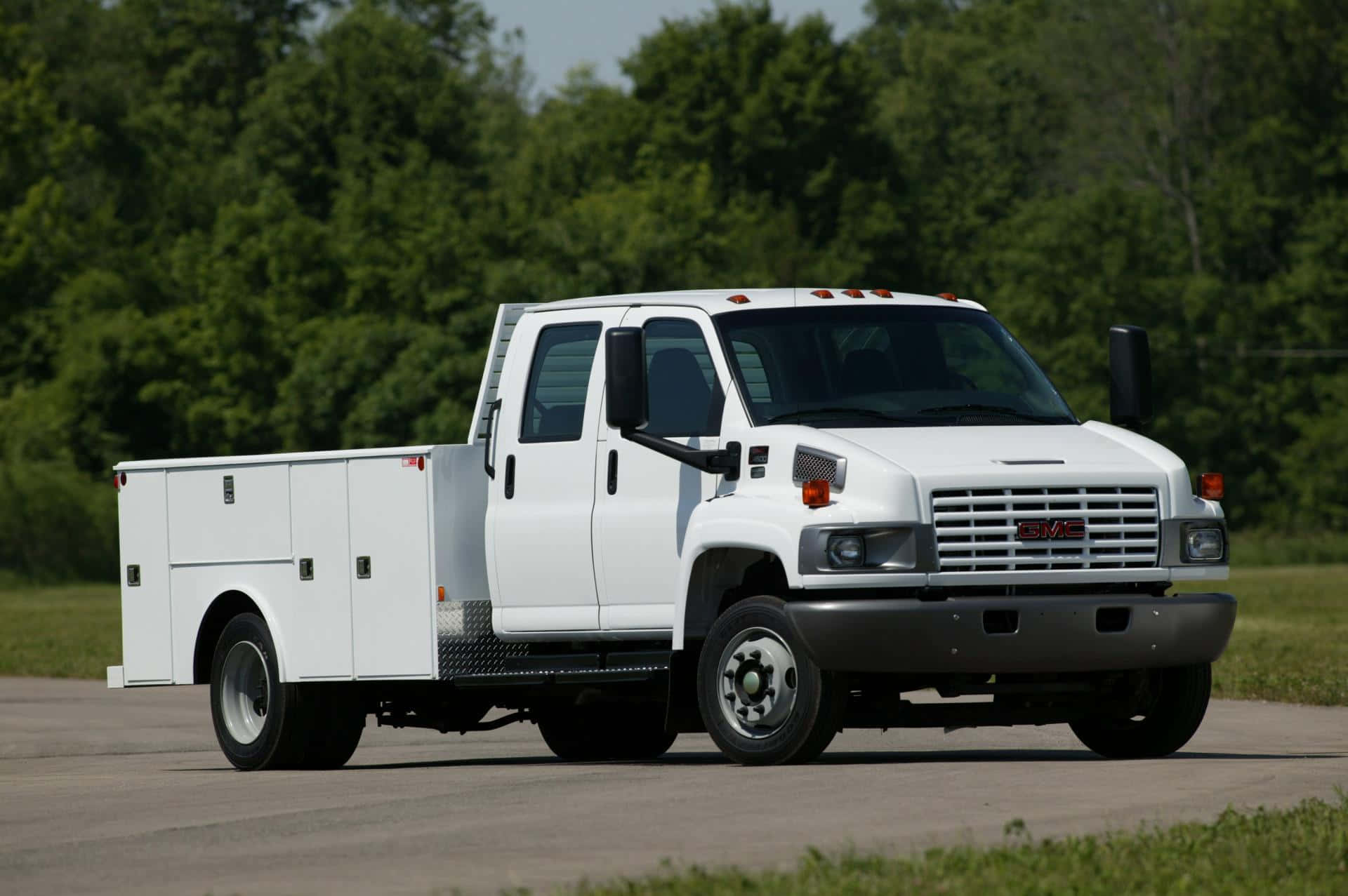 GMC Topkick, white, asphalt lot, Full HD Desktop Wallpaper